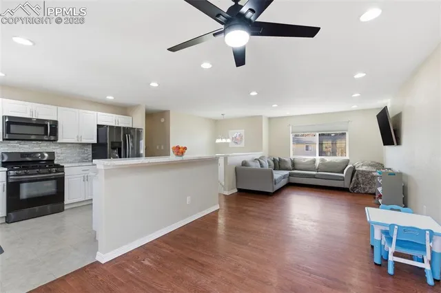 $449,000 | 6933 Metropolitan Street, Colorado Springs, CO 80911