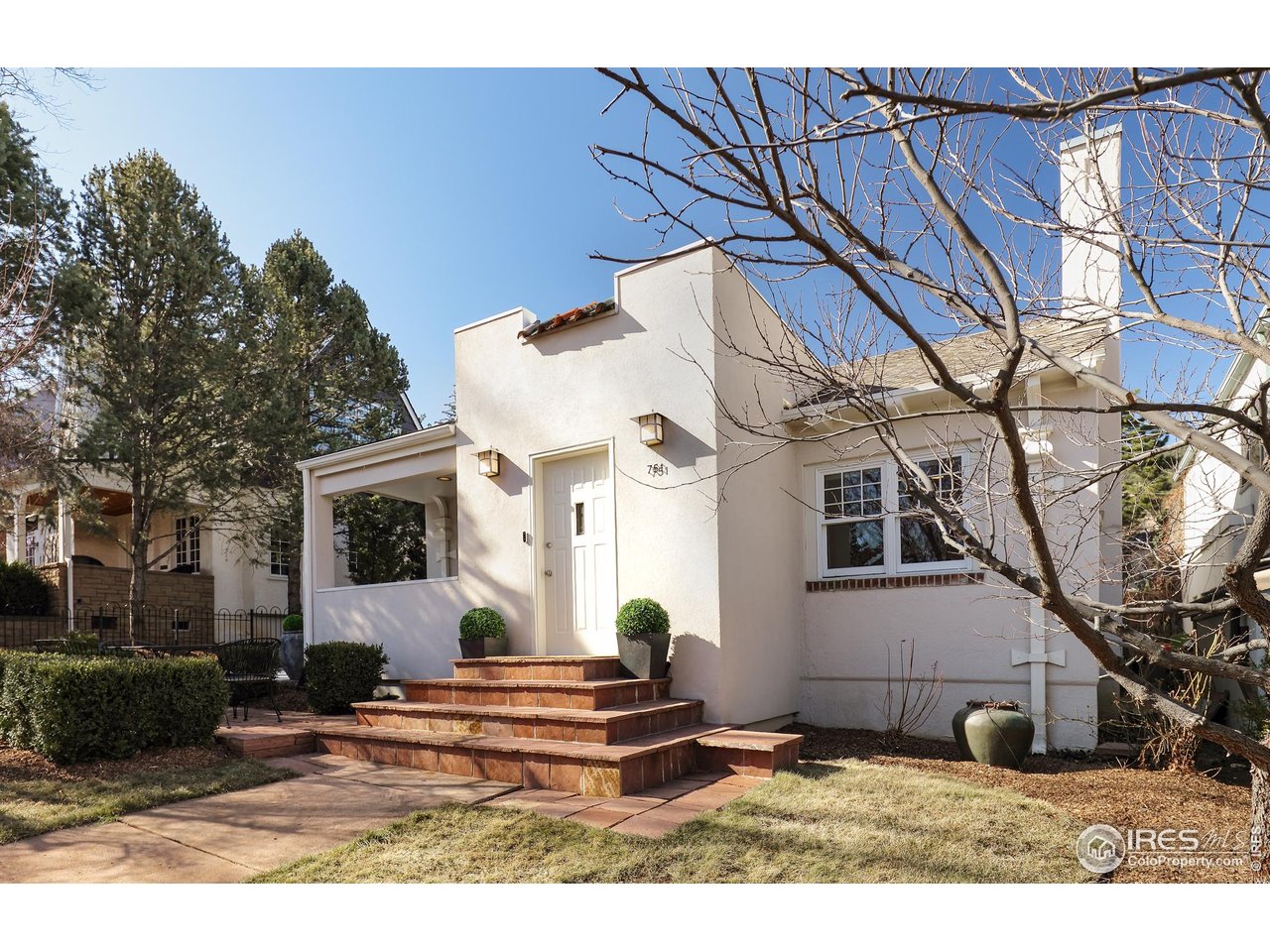 Thoughtfully updated Chautauqua 3BD/2.5BA home on Grant Place's best block - with easy walkability to Chautauqua Park, trails, CU Boulder Campus, Downtown Pearl Street amenities, and next year's Sundance Film Festival events.