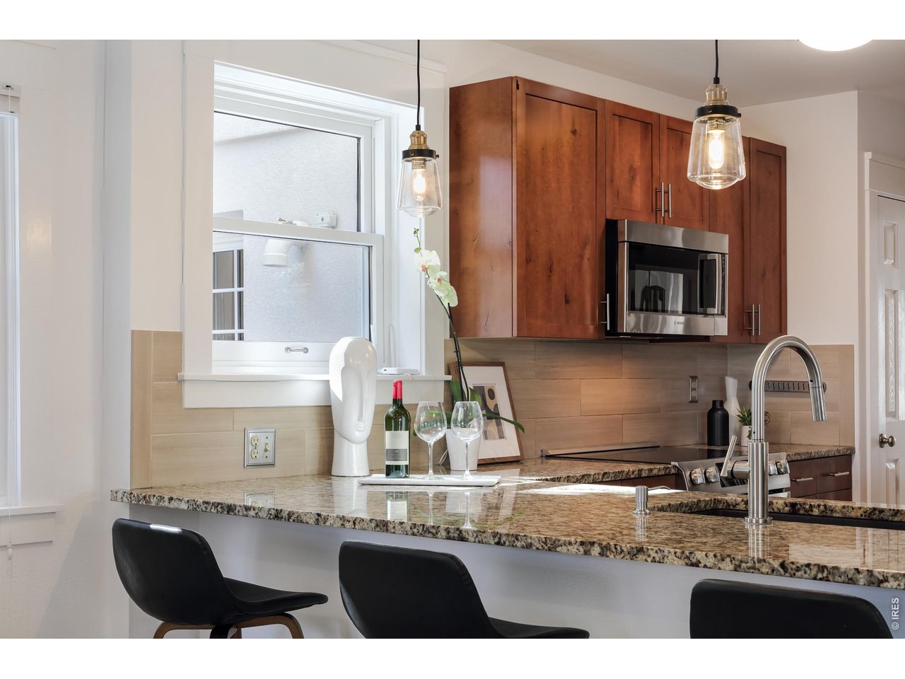 751 Grant Place Boulder, CO 80302 - Photo 9 of 38