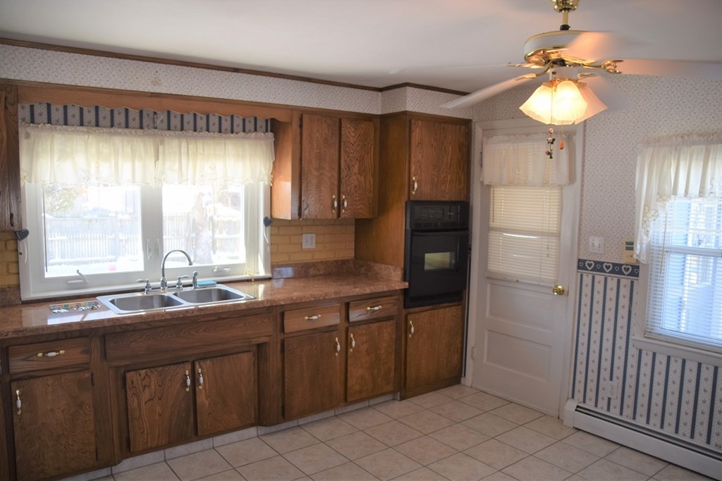 32-26 Progressive Street Worcester, MA 01604 - Photo 15 of 37 Gallery Image 15