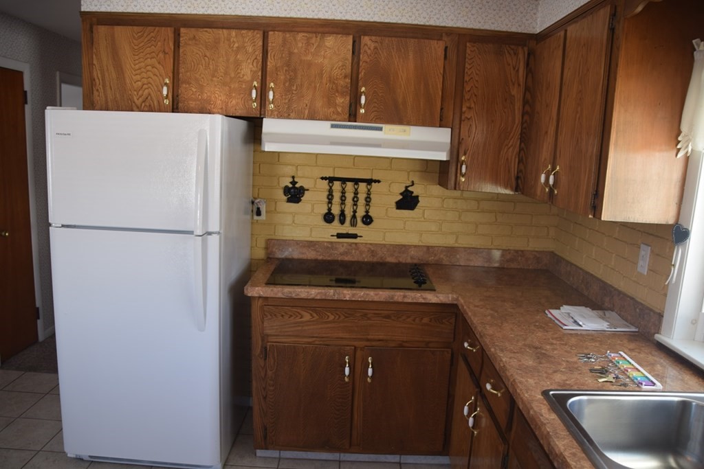 32-26 Progressive Street Worcester, MA 01604 - Photo 16 of 37 Gallery Image 16