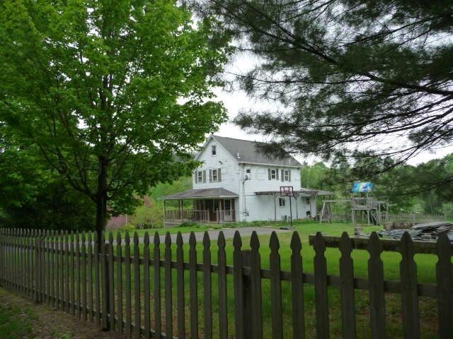 407 Hancock Road Pittsfield, MA 01201 - Photo 8 of 12 House