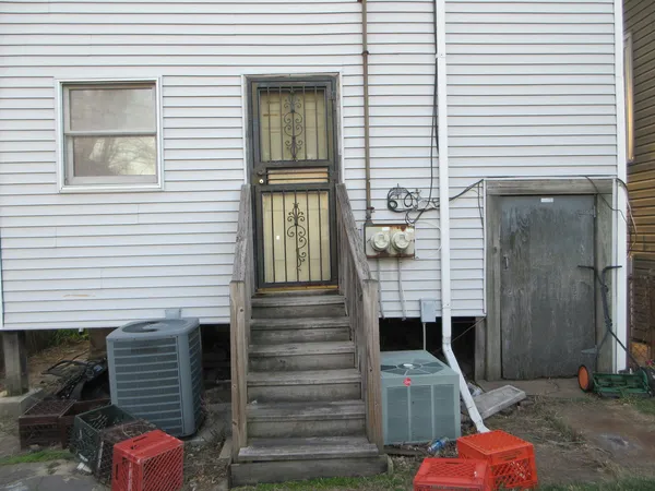 $229,999 | 10011 South Exchange Avenue, Chicago, IL 60617