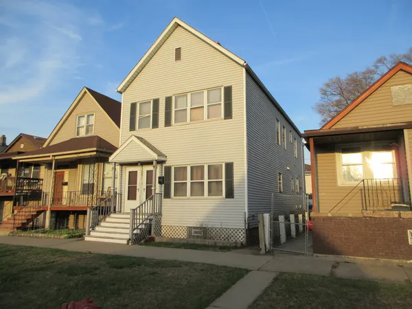 $229,999 | 10011 South Exchange Avenue, Chicago, IL 60617