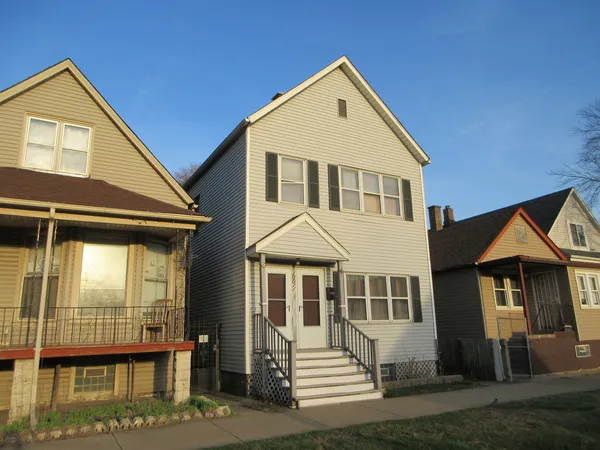 $229,999 | 10011 South Exchange Avenue, Chicago, IL 60617