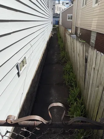 $229,999 | 10011 South Exchange Avenue, Chicago, IL 60617