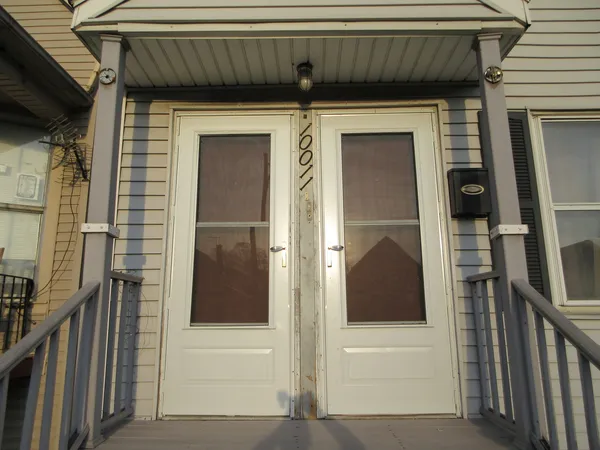 $229,999 | 10011 South Exchange Avenue, Chicago, IL 60617