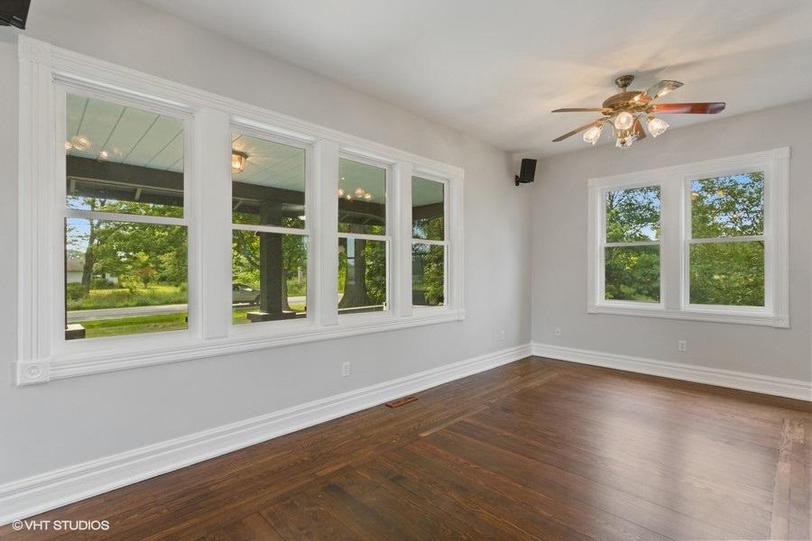 16510 Three Oaks Road Three Oaks, MI 49128 - Photo 5 of 27 03_16510ThreeOaksRd_1_LivingRoom_LowRes