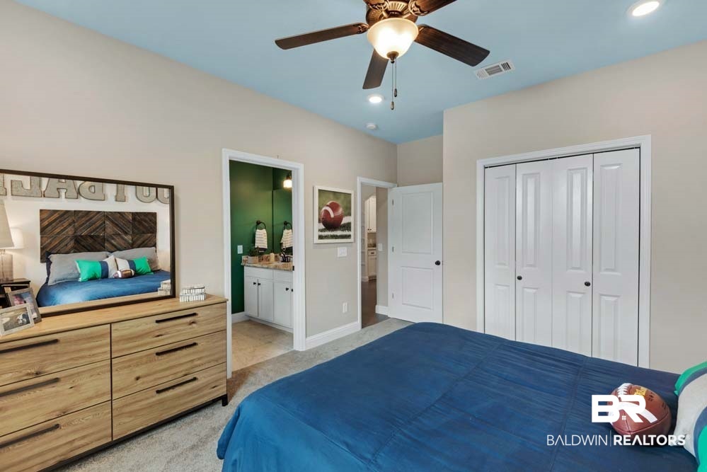 12382 Squirrel Drive Daphne, AL 36527 - Photo 33 of 36 Note Jack and Jill Bath