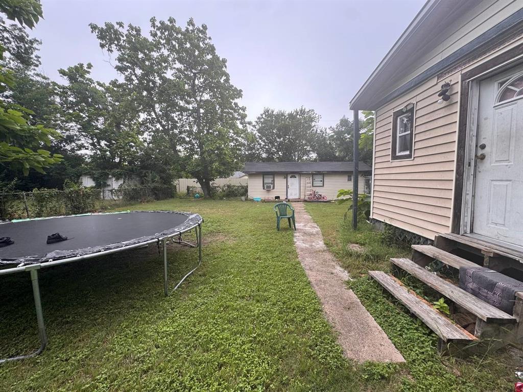 1915 Windsor Avenue Waco, TX 76708 - Photo 16 of 17