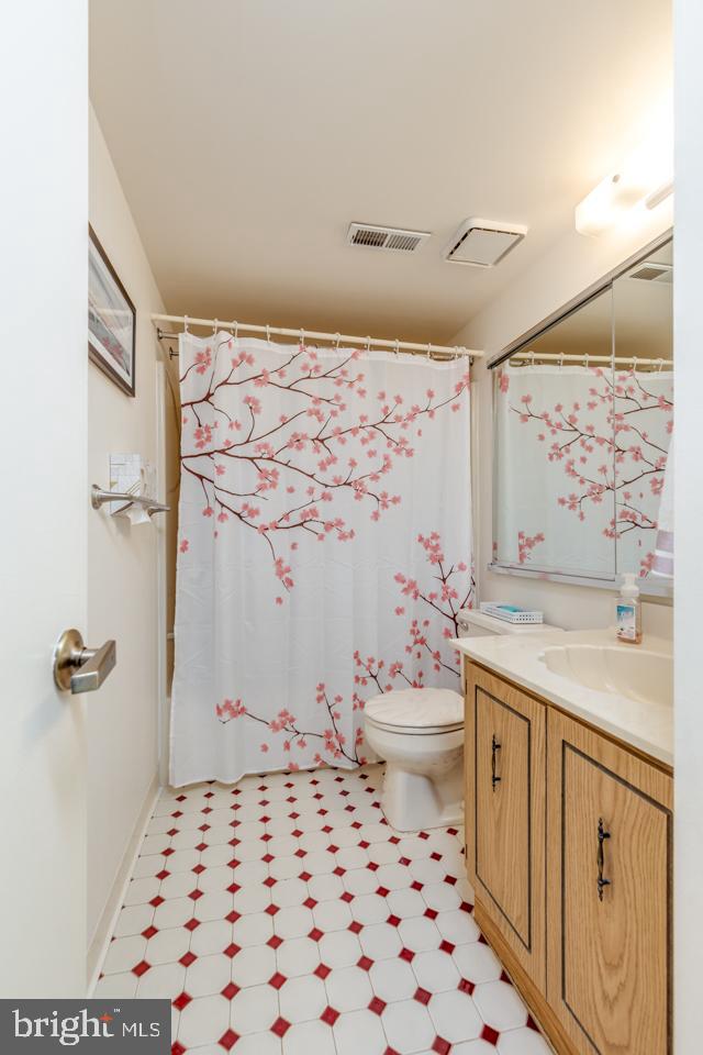 2 Sheppards Lane Mount Laurel, NJ 08054 - Photo 19 of 26