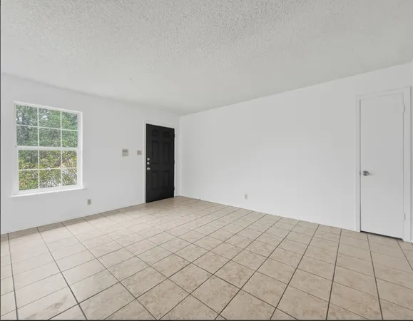 $1,025 | 3427 Willowrun Drive, Unit D, Austin, TX 78704