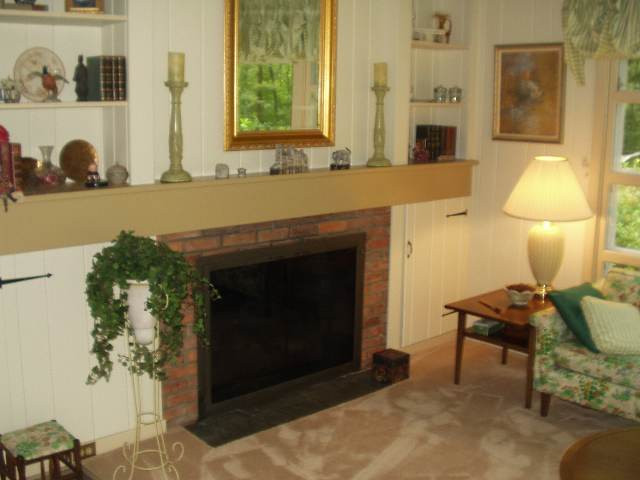 129 Old Niskayuna Road Colonie, NY 12211 - Photo 6 of 12 Photo 6
