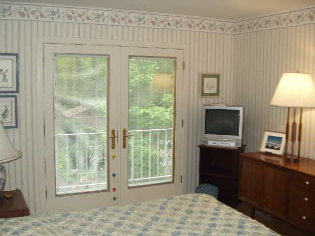 129 Old Niskayuna Road Colonie, NY 12211 - Photo 9 of 12 Photo 9