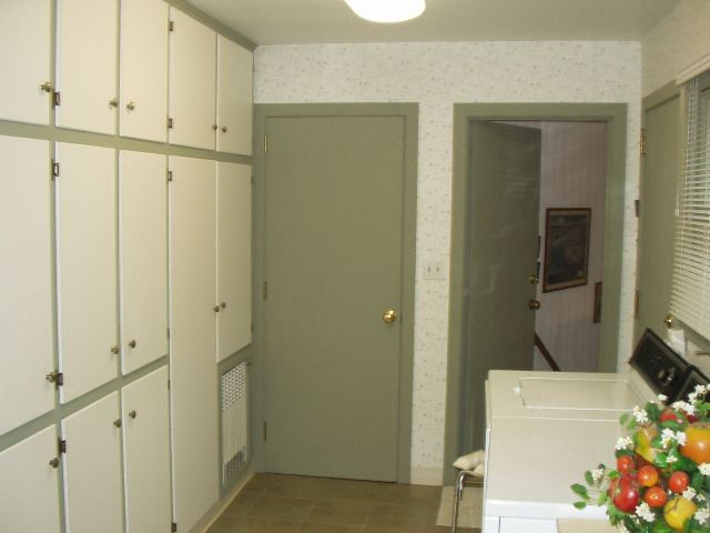 129 Old Niskayuna Road Colonie, NY 12211 - Photo 10 of 12 Photo 10