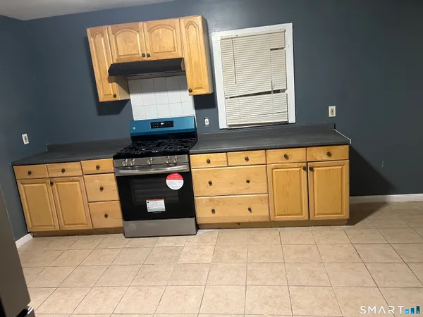 $1,750 | 11 7th Street, Unit 1, Derby, CT 06418