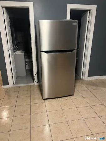 $1,750 | 11 7th Street, Unit 1, Derby, CT 06418