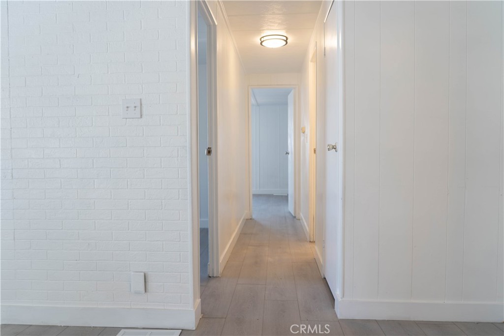 995 Pomona Road, Unit 33 Corona, CA 92882 - Photo 5 of 23