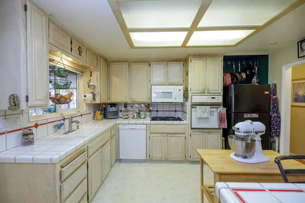 $385,000 | 1509 Sandalwood Drive, Modesto, CA 95350