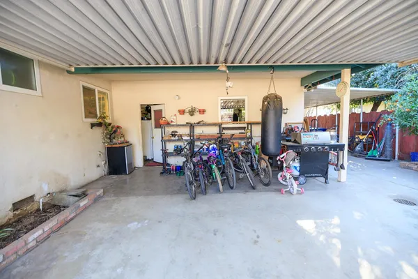 $385,000 | 1509 Sandalwood Drive, Modesto, CA 95350