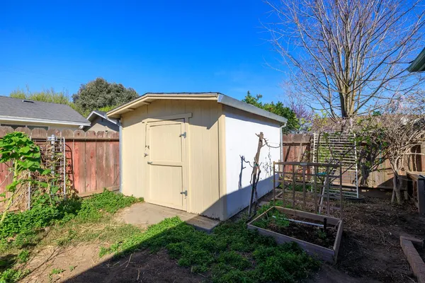 $385,000 | 1509 Sandalwood Drive, Modesto, CA 95350