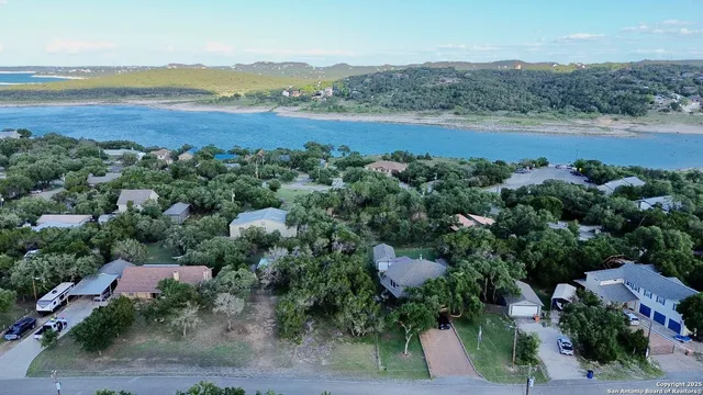 $69,500 | 2045 Comfort, Canyon Lake, TX 78133