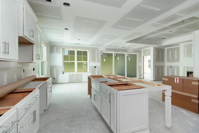 $594,900 | 220 Windswept Lane, Beaufort, NC 28516