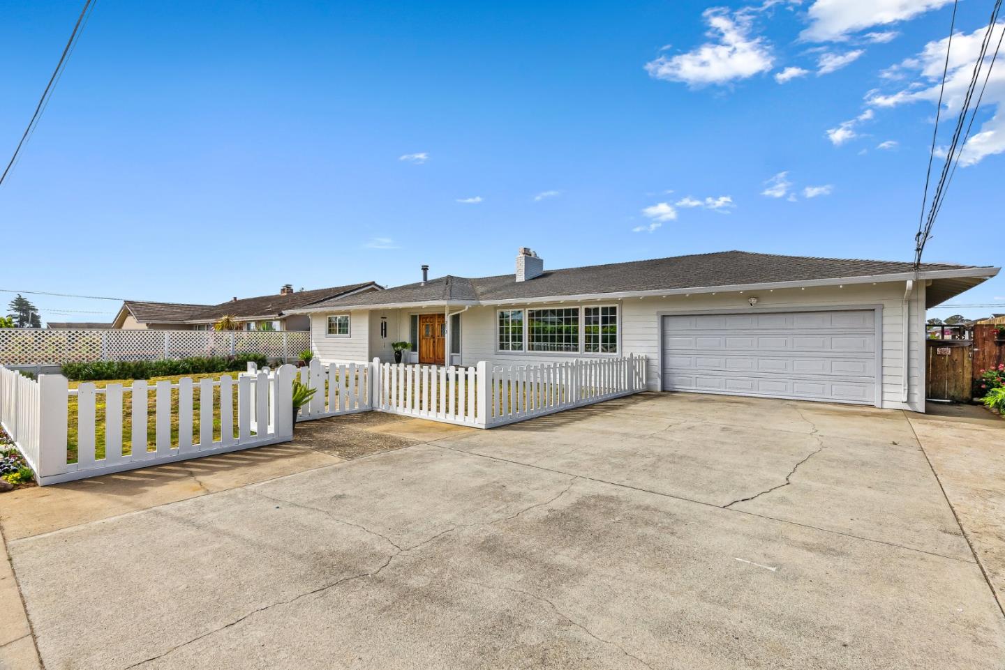 213 Calabasas Road Watsonville, CA 95076 - Photo 1 of 40 Gallery Image 1