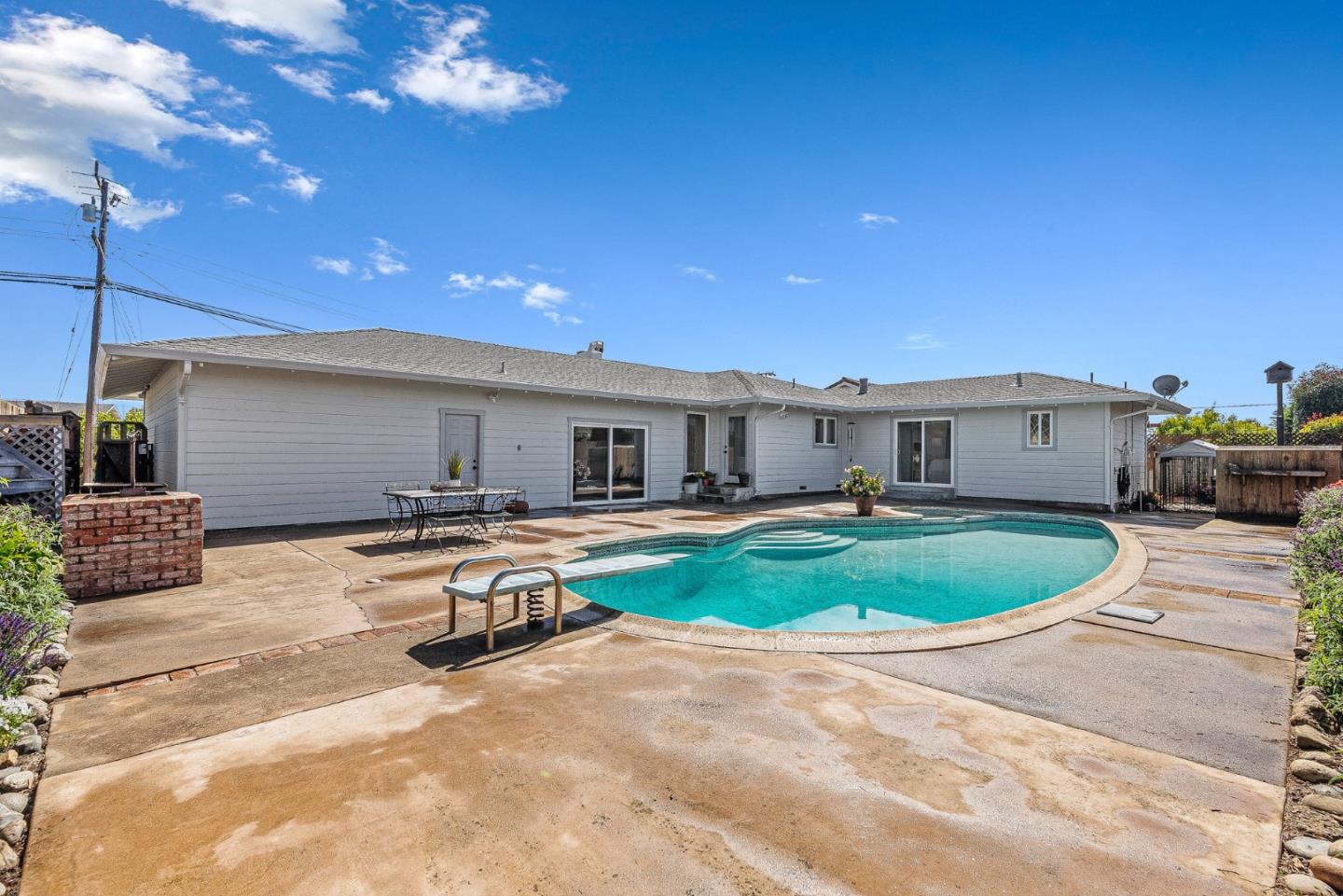 213 Calabasas Road Watsonville, CA 95076 - Photo 31 of 40 Gallery Image 31