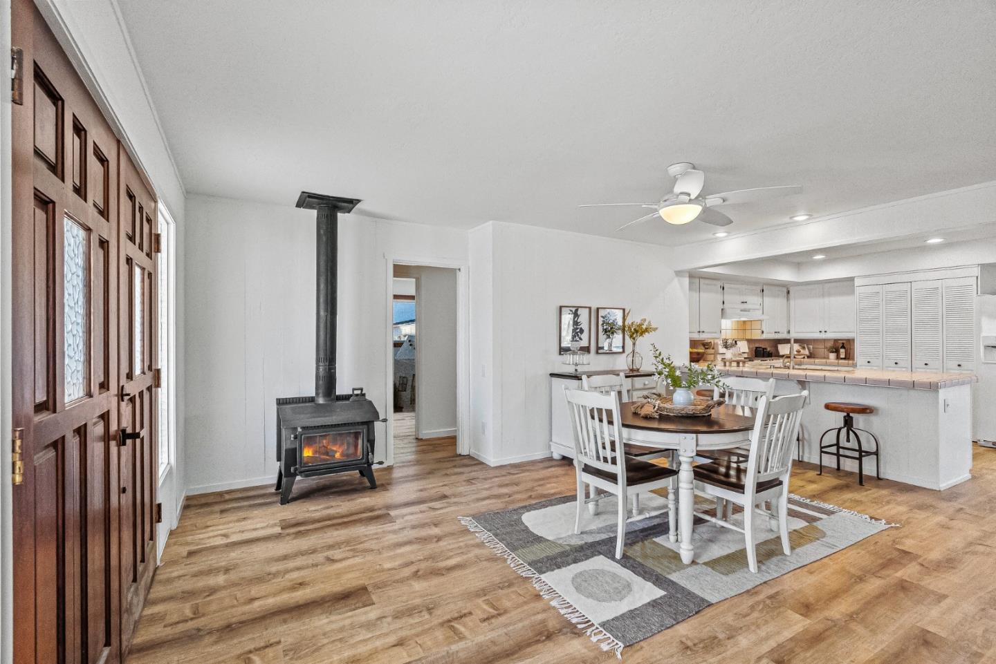 213 Calabasas Road Watsonville, CA 95076 - Photo 7 of 40 Gallery Image 7