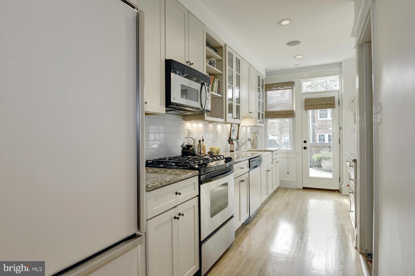 2452 39th Street Northwest Washington, DC 20007 - Photo 8 of 20 Kitchen