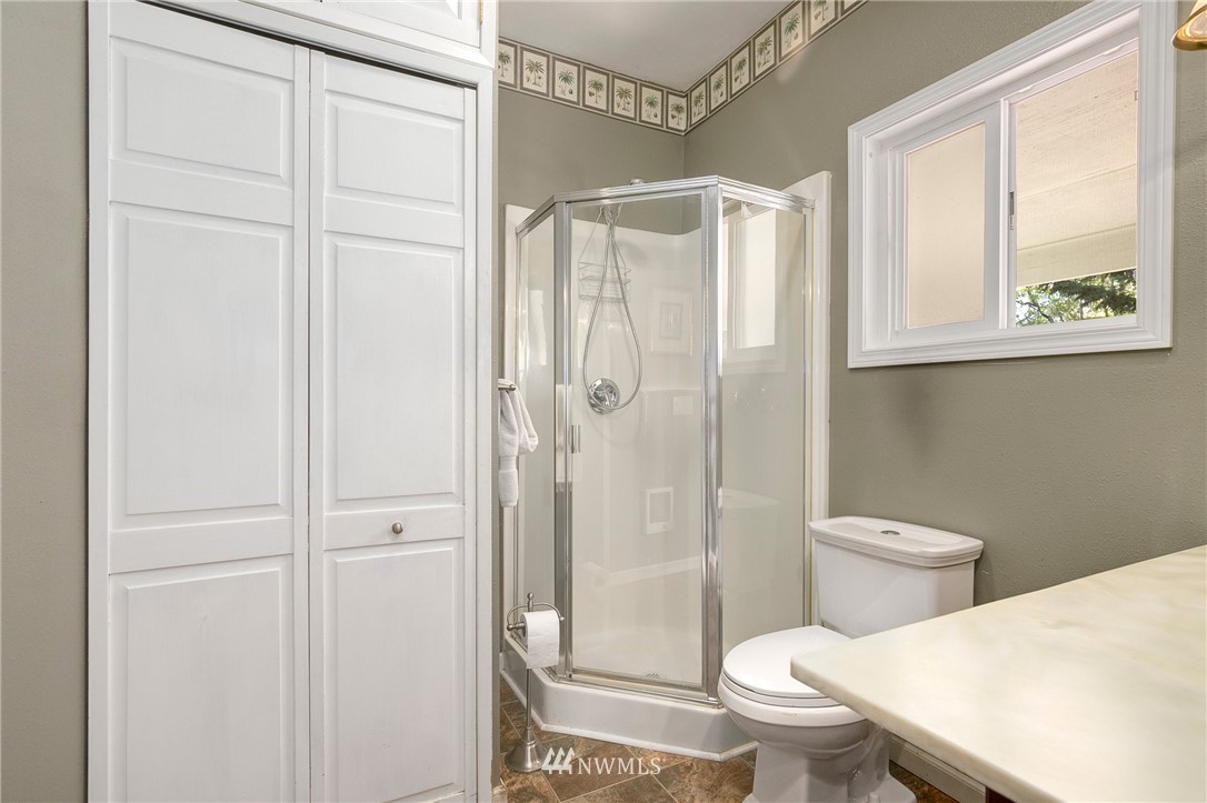 3745 Southwest Webster Street Seattle, WA 98126 - Photo 11 of 25 Gallery Image 11