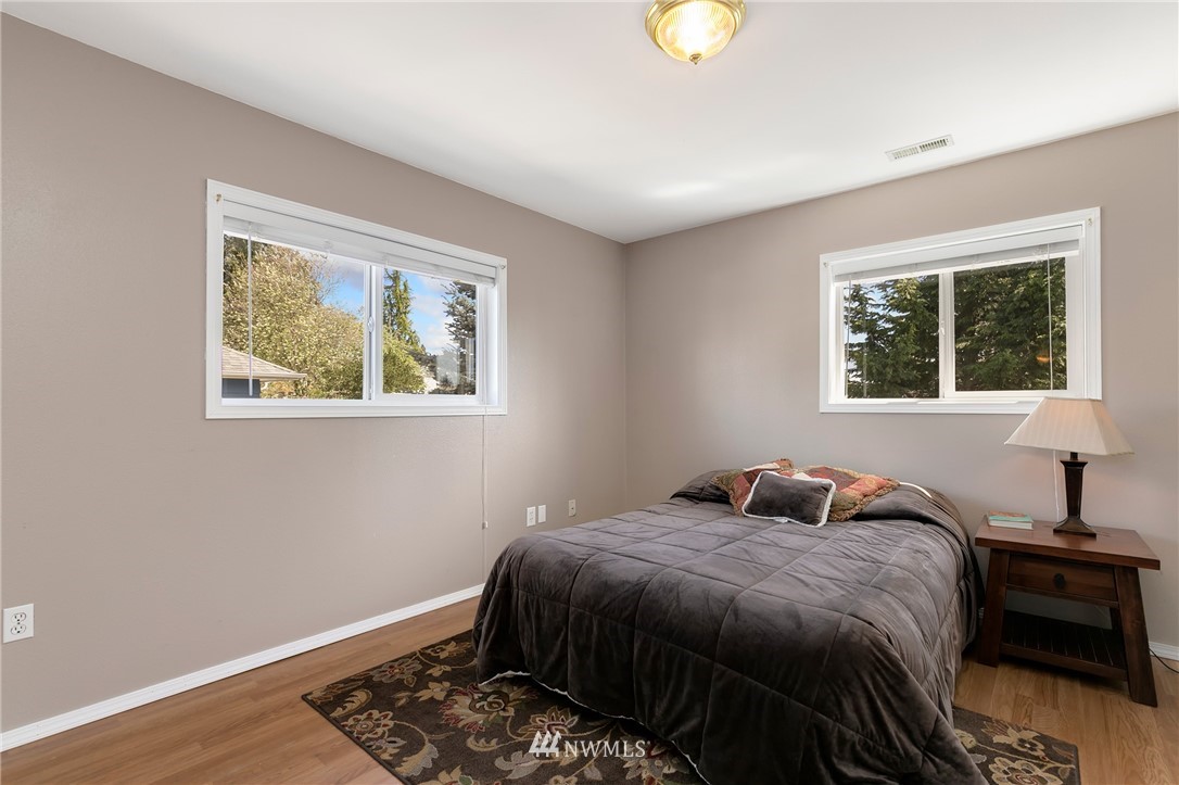 3745 Southwest Webster Street Seattle, WA 98126 - Photo 17 of 25 Gallery Image 17