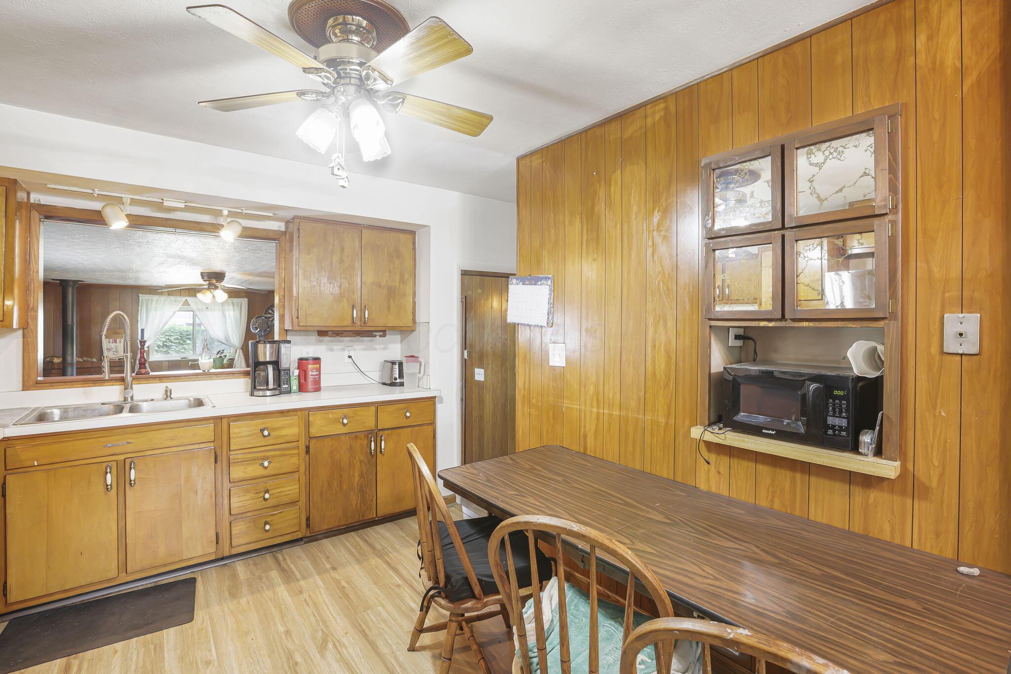 1284 Striebel Road Columbus, OH 43227 - Photo 12 of 32 7-web-or-mls-4E7A9493