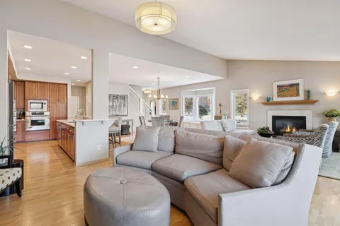 $1,399,000 | 1800 Commerce Boulevard, Mound, MN 55364