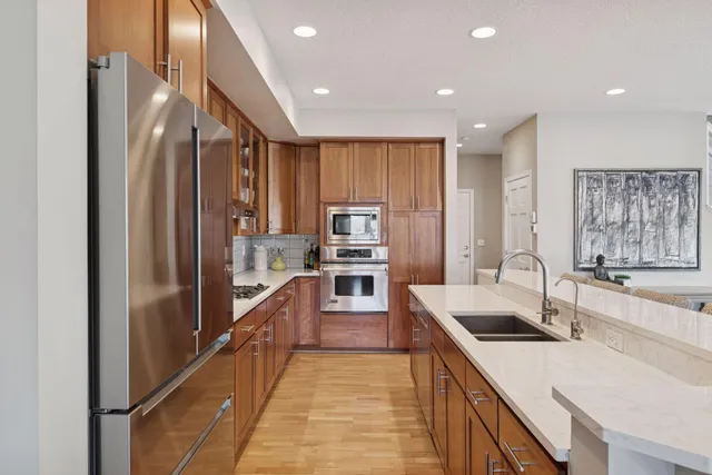 $1,399,000 | 1800 Commerce Boulevard, Mound, MN 55364