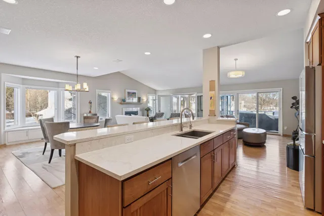 $1,399,000 | 1800 Commerce Boulevard, Mound, MN 55364