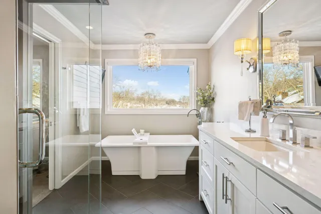 $1,399,000 | 1800 Commerce Boulevard, Mound, MN 55364