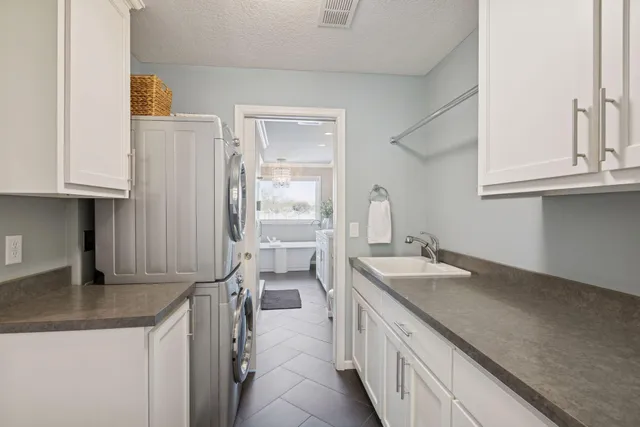 $1,399,000 | 1800 Commerce Boulevard, Mound, MN 55364