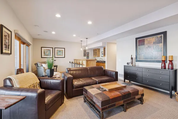 $1,399,000 | 1800 Commerce Boulevard, Mound, MN 55364