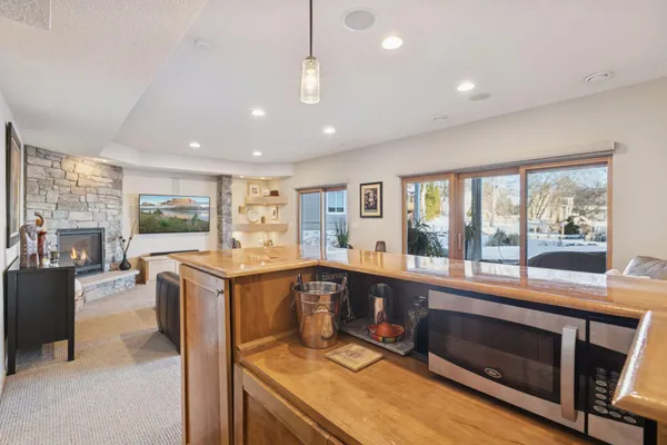 $1,399,000 | 1800 Commerce Boulevard, Mound, MN 55364