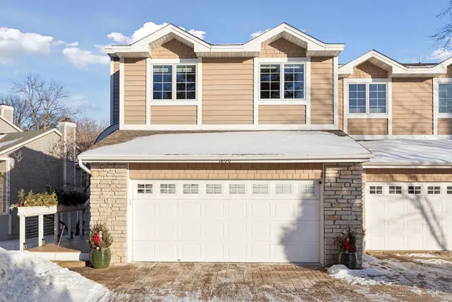 $1,399,000 | 1800 Commerce Boulevard, Mound, MN 55364