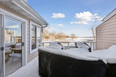 $1,399,000 | 1800 Commerce Boulevard, Mound, MN 55364