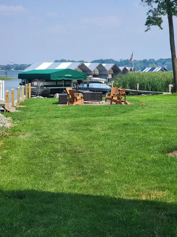 $1,399,000 | 1800 Commerce Boulevard, Mound, MN 55364