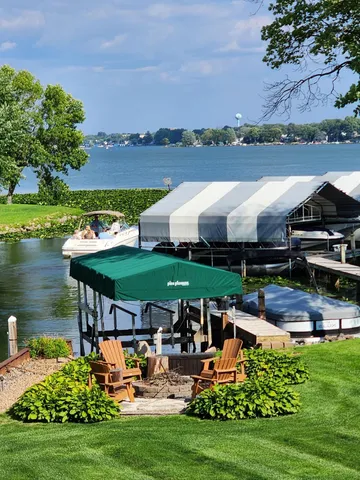 $1,399,000 | 1800 Commerce Boulevard, Mound, MN 55364