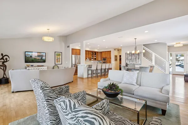 $1,399,000 | 1800 Commerce Boulevard, Mound, MN 55364