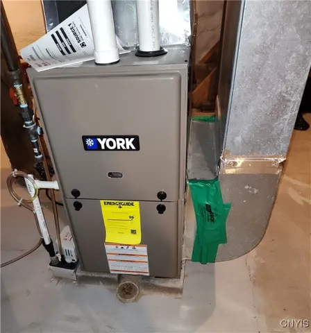 $149,900 | 540 Niagara Street, Utica, NY 13501