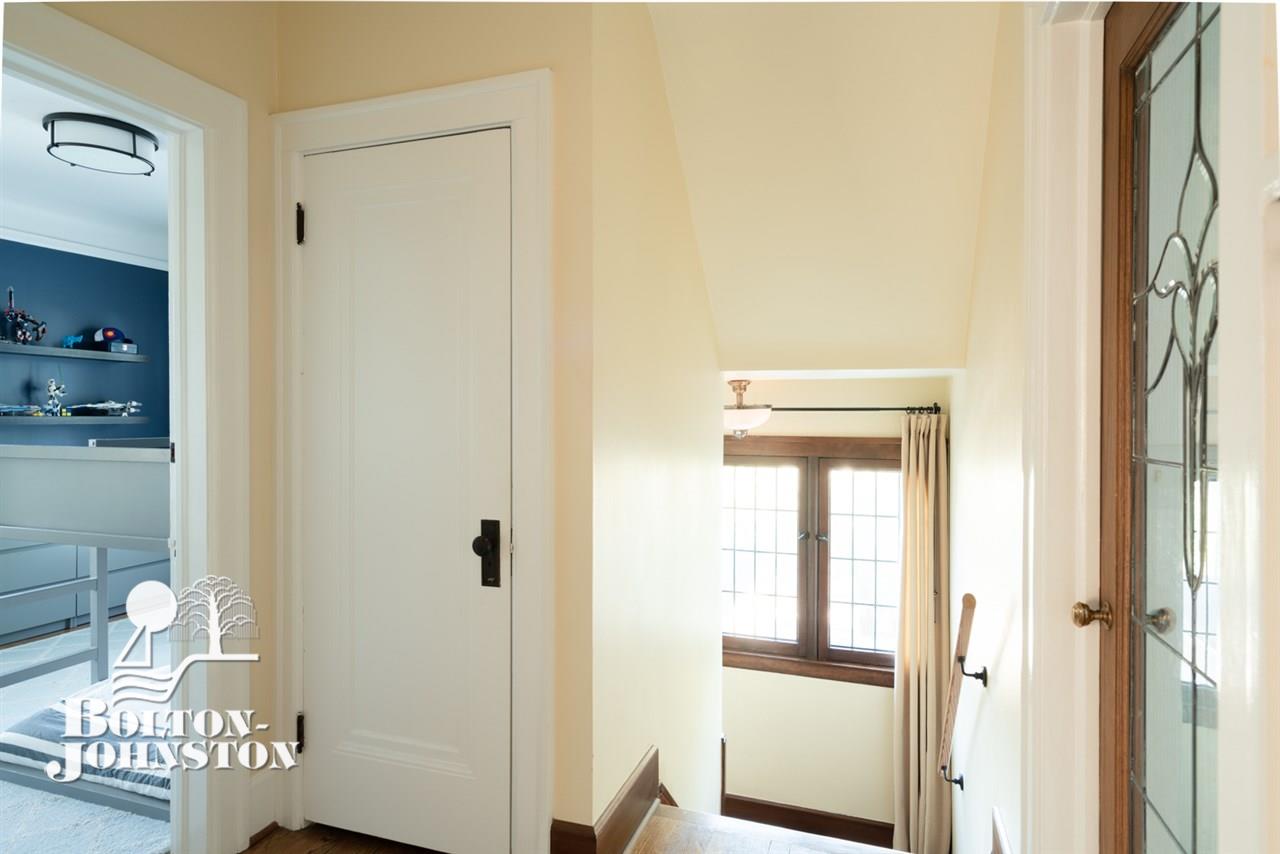 923 Washington Road Grosse Pointe, MI 48230 - Photo 33 of 56 31388291-32.JPG