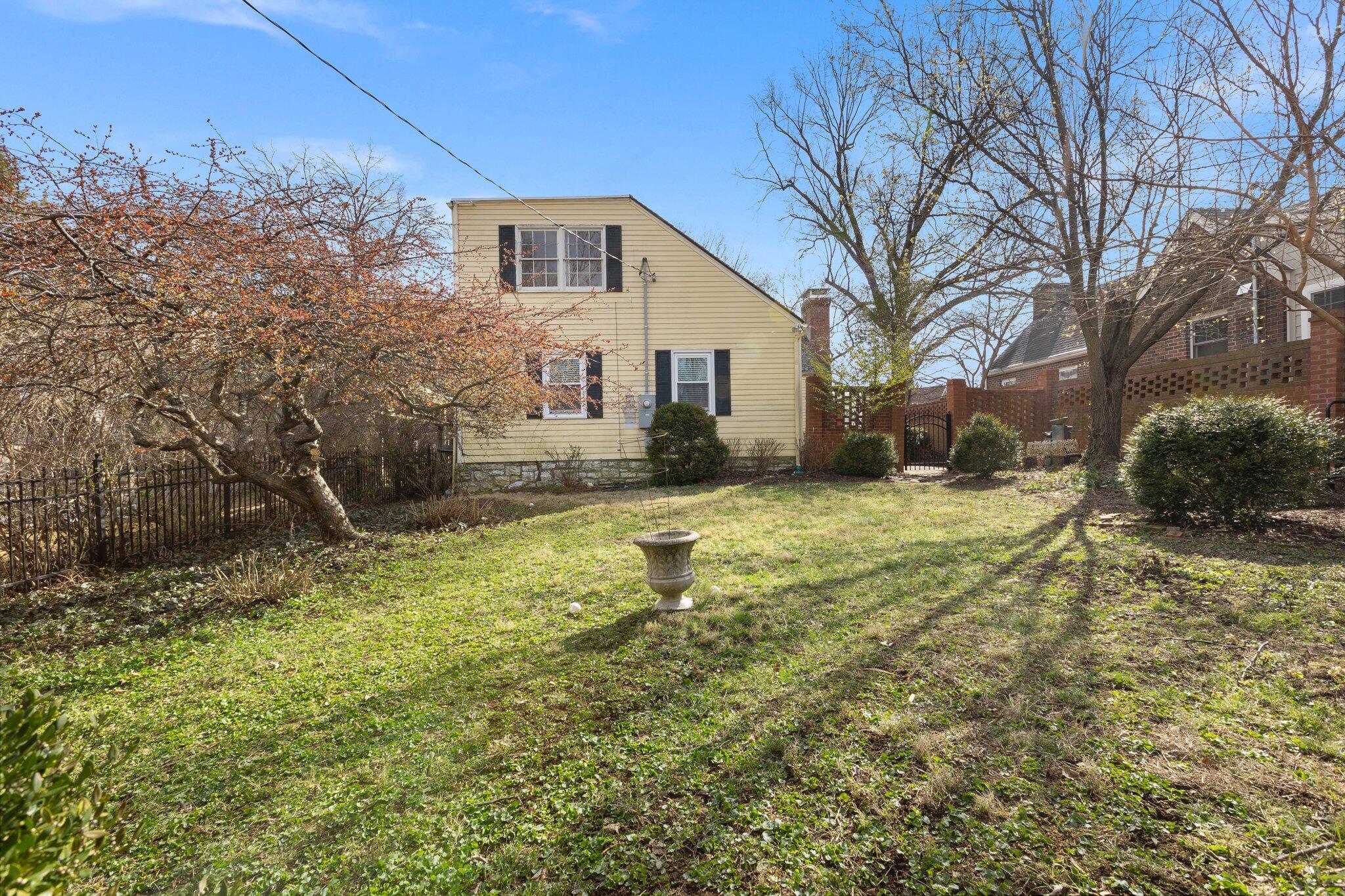 358 Cochran Road Lexington, KY 40502 - Photo 39 of 42 41-web-or-mls-IMG_2722