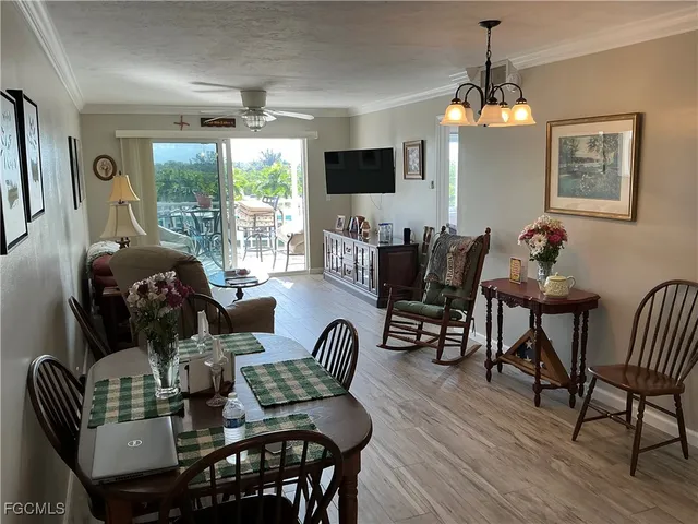 $2,100 | 2885 Palm Beach Boulevard, Unit 408, Fort Myers, FL 33916